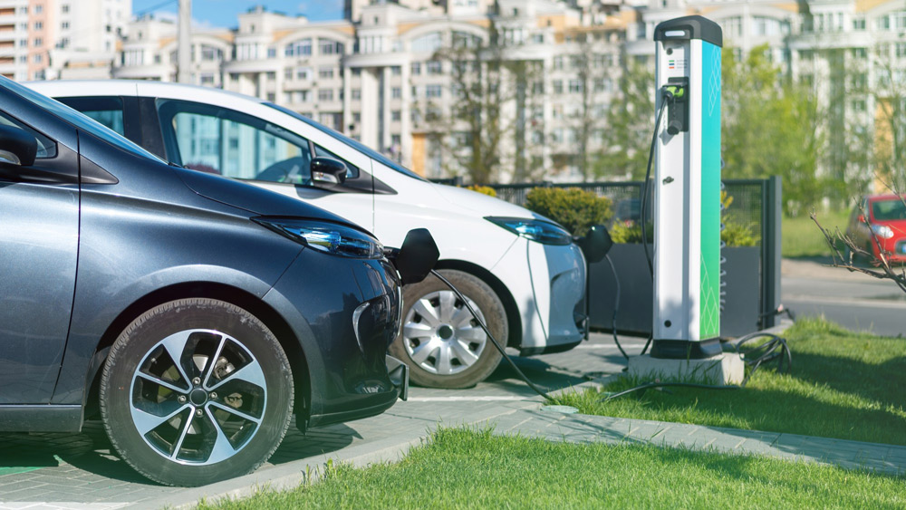 Enhancing Winter Range in Electric Vehicles with Advanced Cathode Materials for EV Batteries