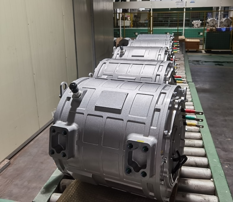 electric motor for 8 meter bus